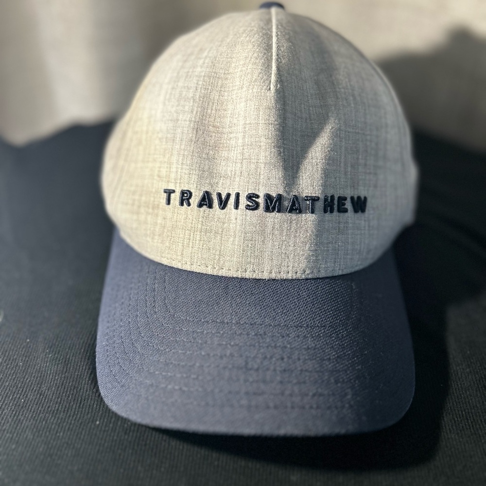 Travis Mathew - 1 TEN Snapback Hat Grey Heather with Blue Excellent Used